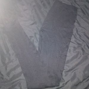Fashion bug black leggings